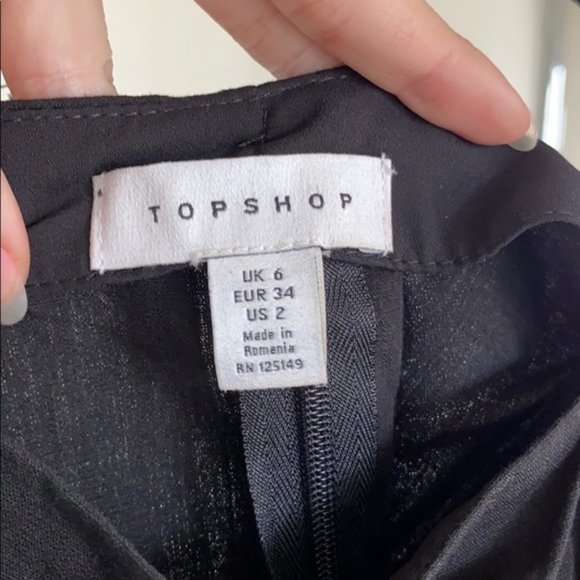 TOPSHOP BLACK PUFFY POLKA DOT SLEEVE TOP - Picture 4 of 7